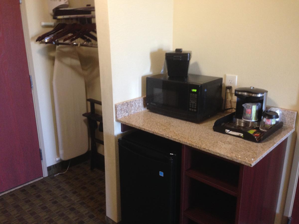 Cobblestone Inn And Suites - Anthony, Ks Esterno foto