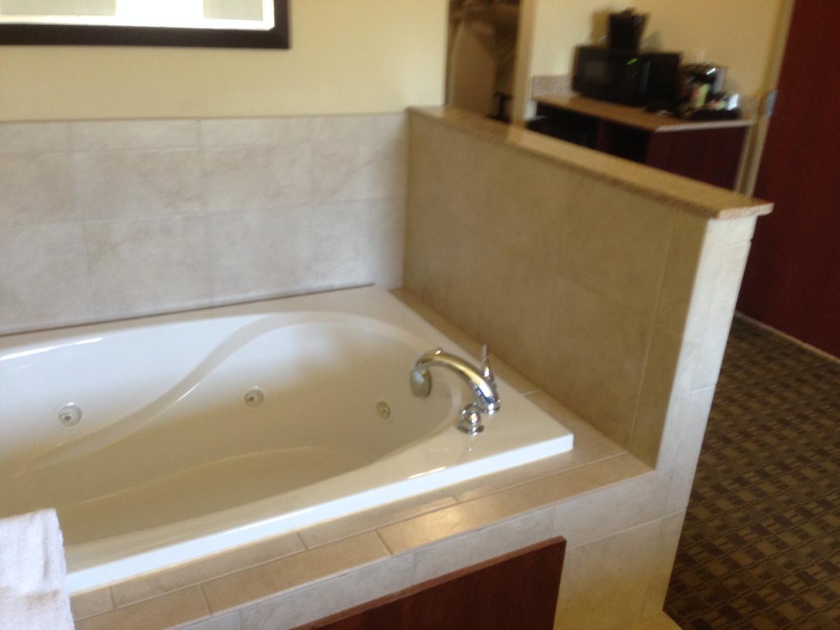 Cobblestone Inn And Suites - Anthony, Ks Esterno foto